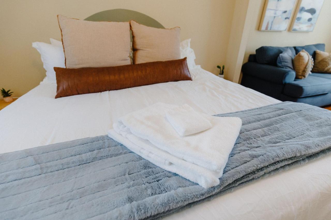 Centrally Located 3Br Overton Square Fast Wifi Free Parking Yes Pets Memphis Ngoại thất bức ảnh